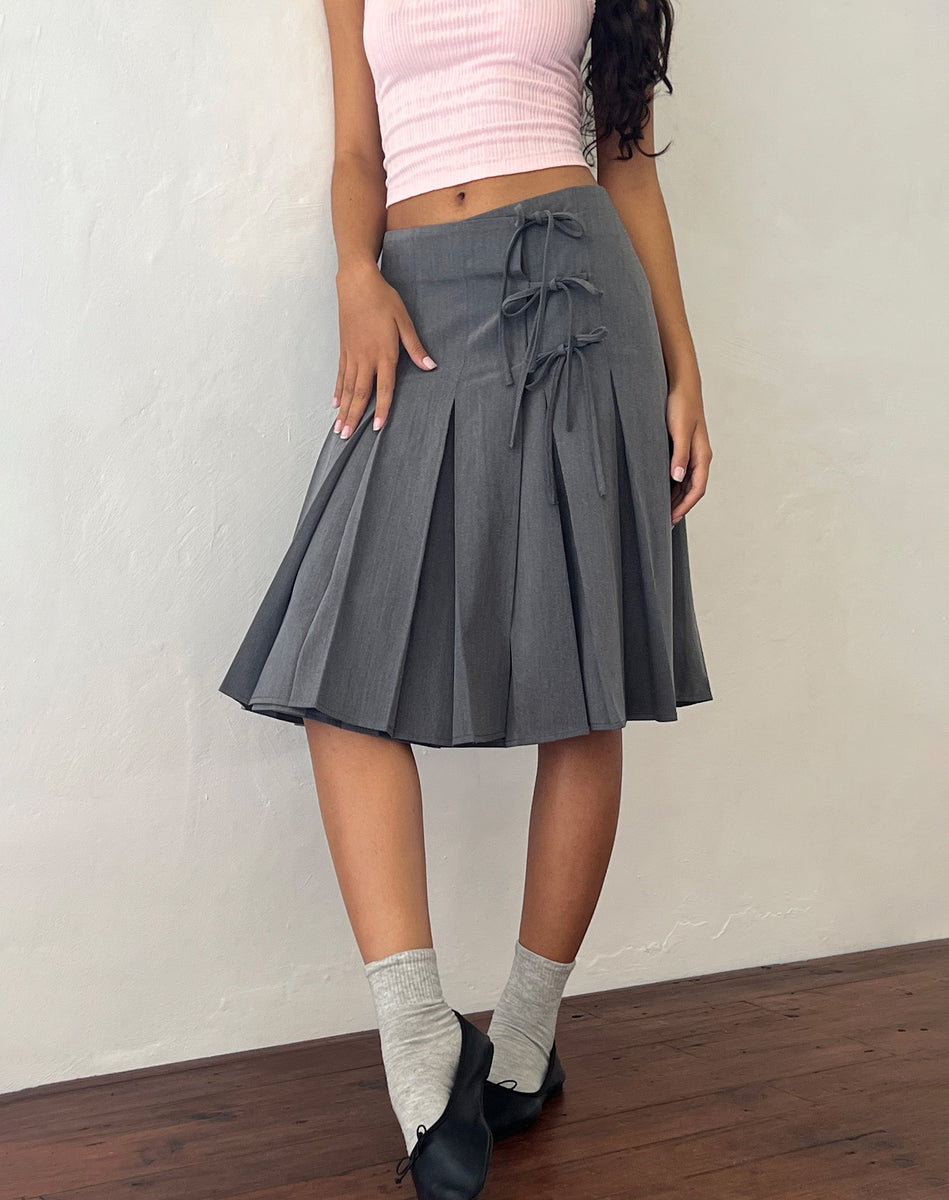 Charocal Tailoring Pleated Midi Skirt | Madelyn –