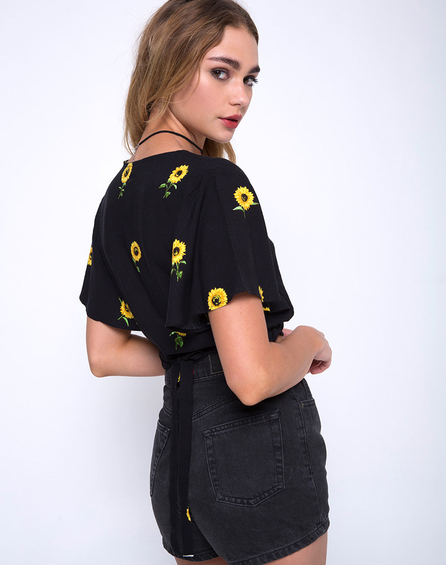 Image of Gios Crop Top in Ditsy Sunflower