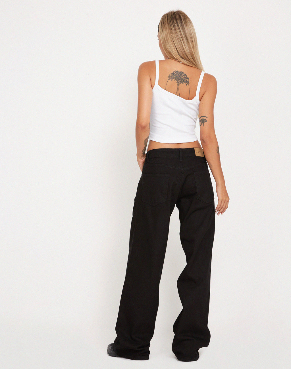 Roomy Extra Wide Low Rise Jeans in Clean Black