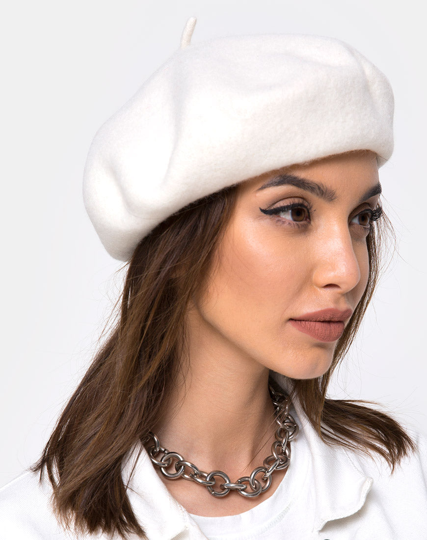 Wool Beret in Cream –