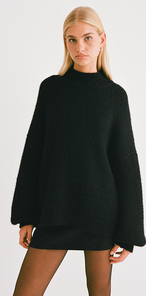 Image of Amato Oversized Jumper in Black