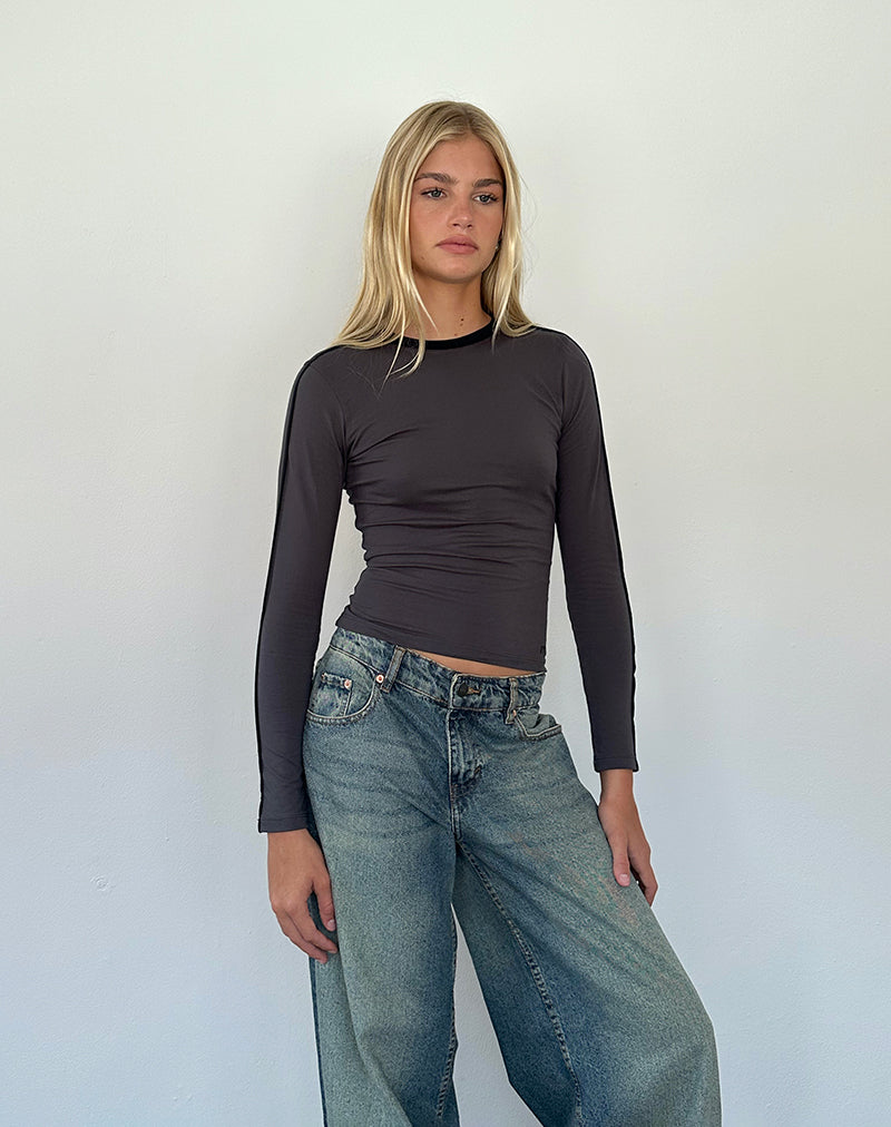 Bonija Long Sleeve Top in Beluga with Black Piping and M Embroidery