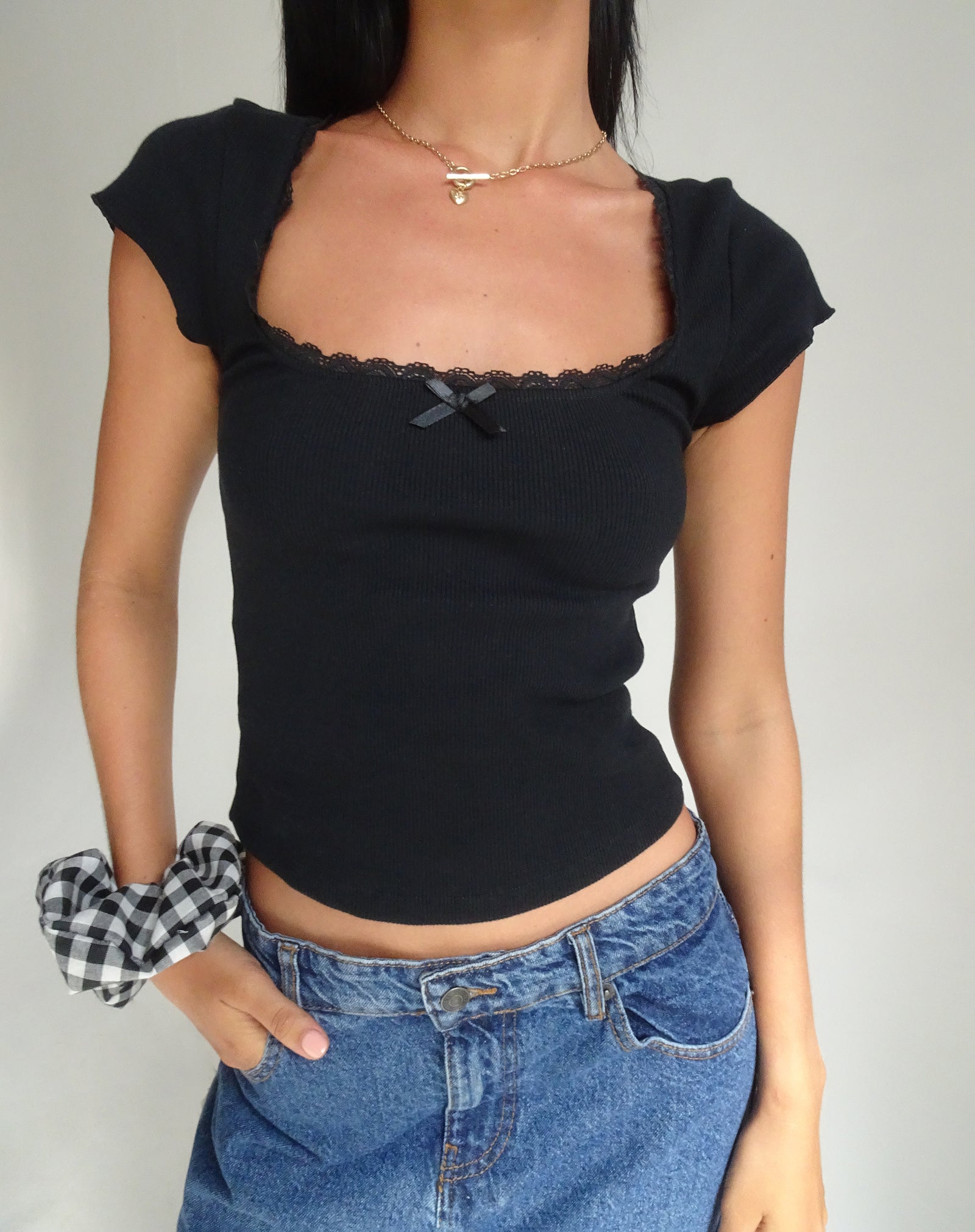 Black Cap Sleeve Top Bovillo