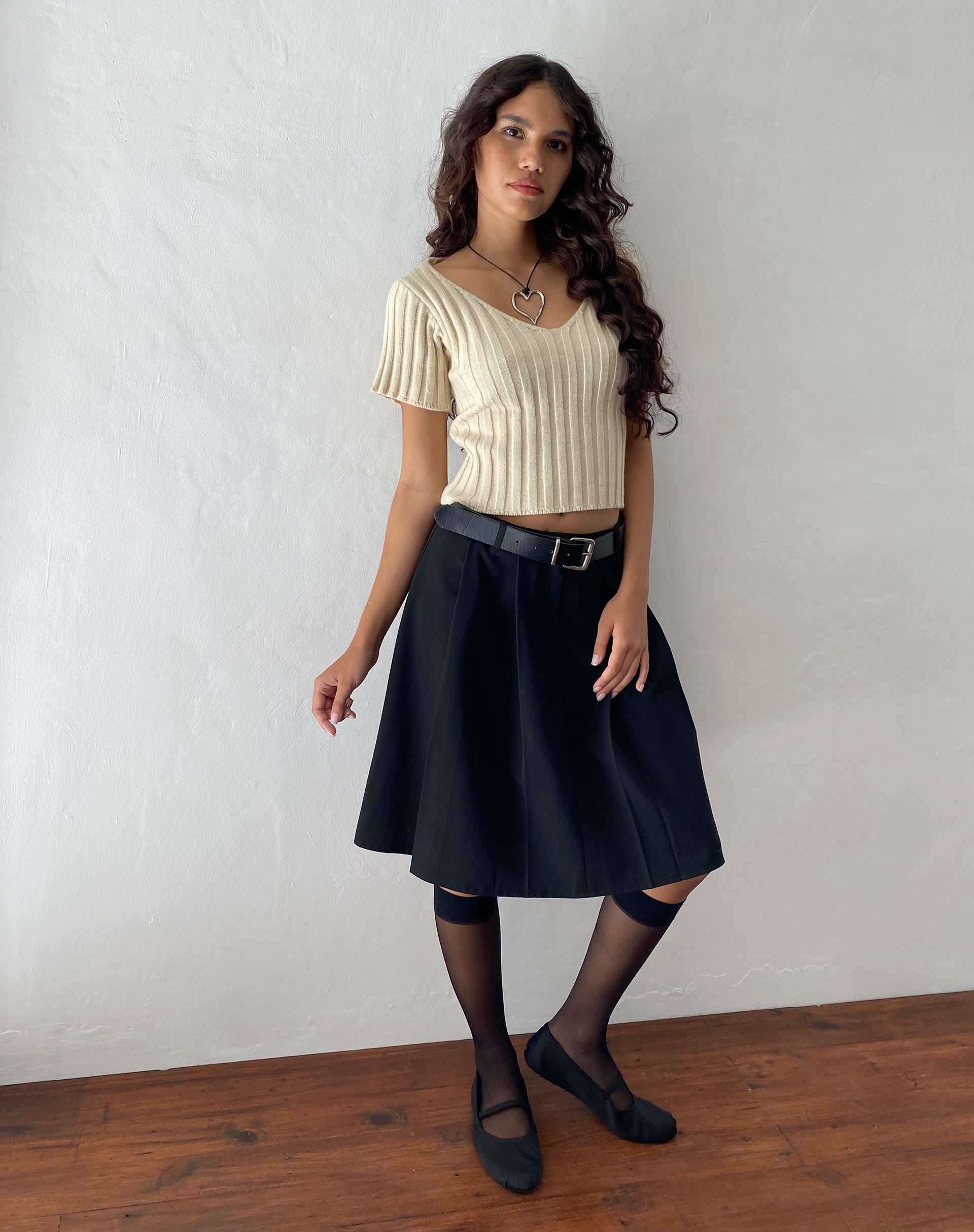 Vintage black pleated deals knee length skirt