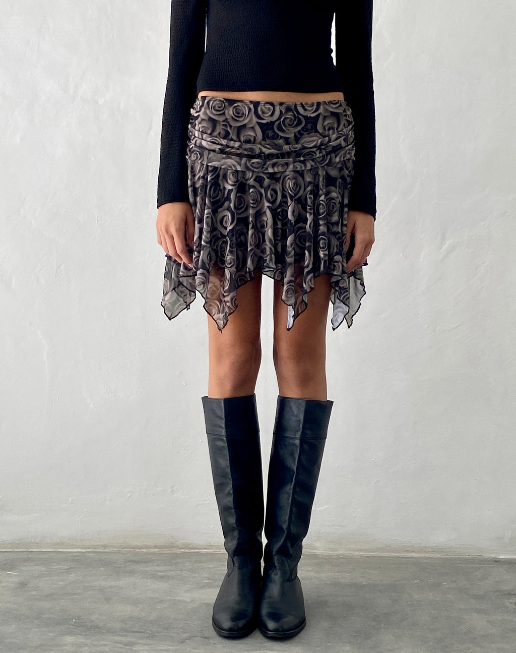 Cordelia Mini Skirt in Autumn Rose Print