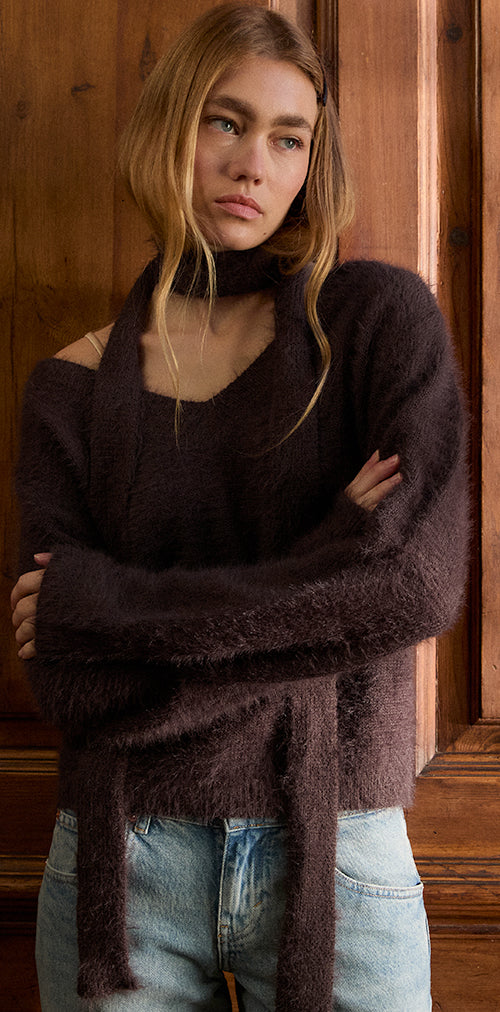 Image of Dikara Jumper with Scarf in Knit Brown