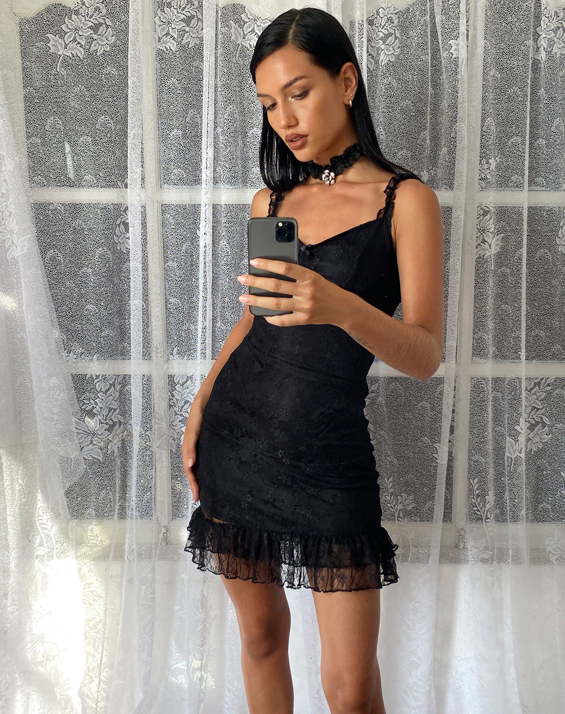 Black lace mini dress hotsell