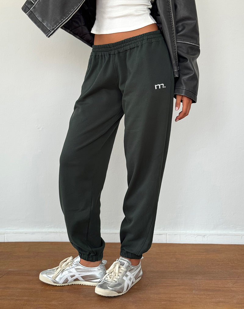 Em Jogger in Beluga Light Grey with M Embroidery