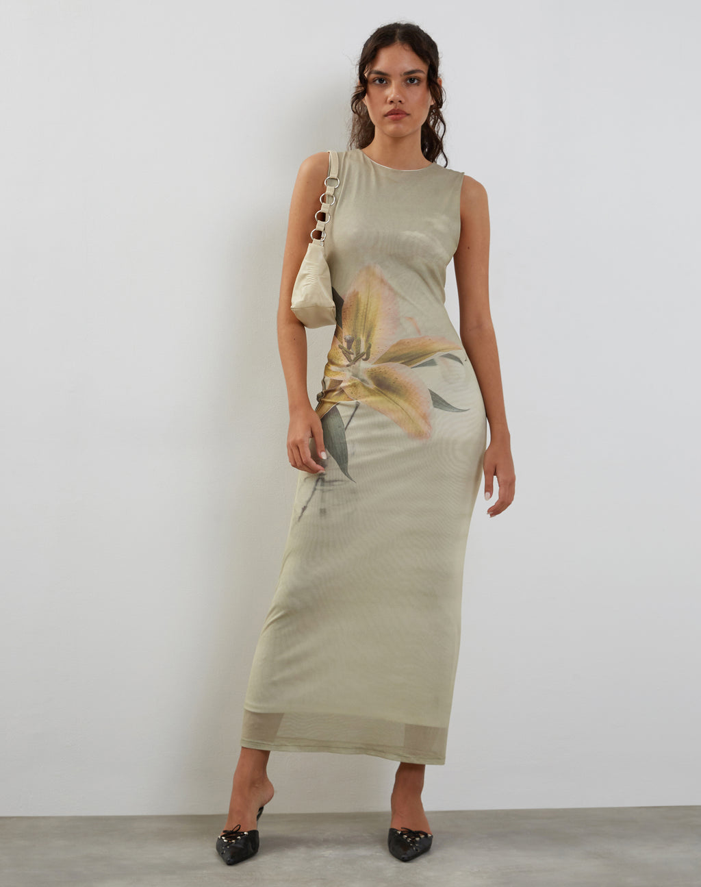 Fayola Printed Maxi Dress in Yellow Lily Print