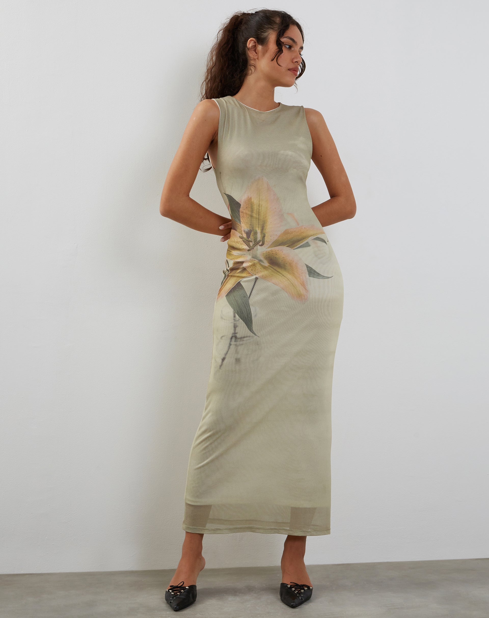 Image of Fayola Printed Maxi Dress in Yellow Lily Print