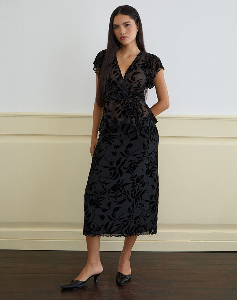 Image of Giuliana Wrap Top in Flock Leaf Flower Black