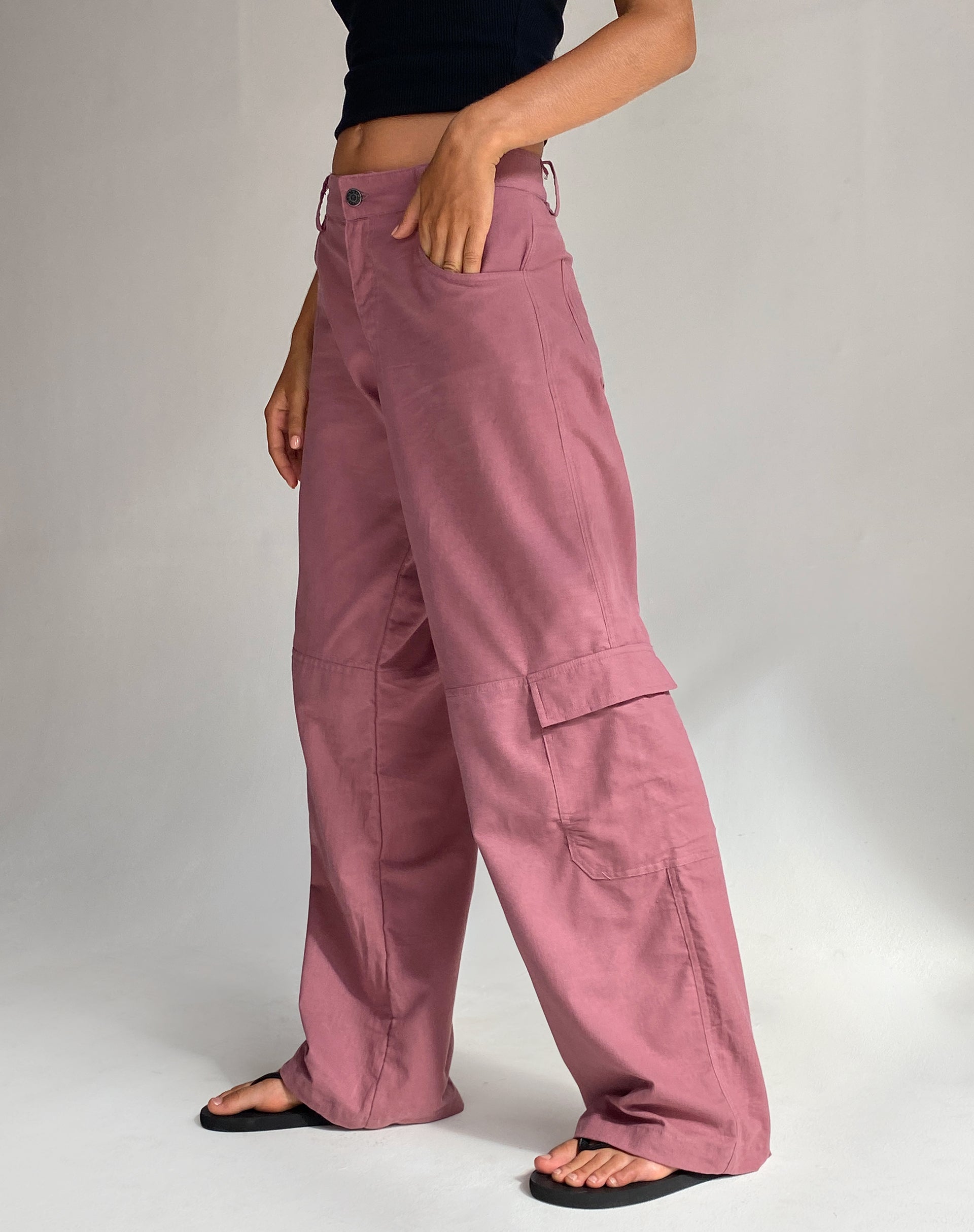 Image of Gemma Low Rise Cargo Trouser in Mauve Linen