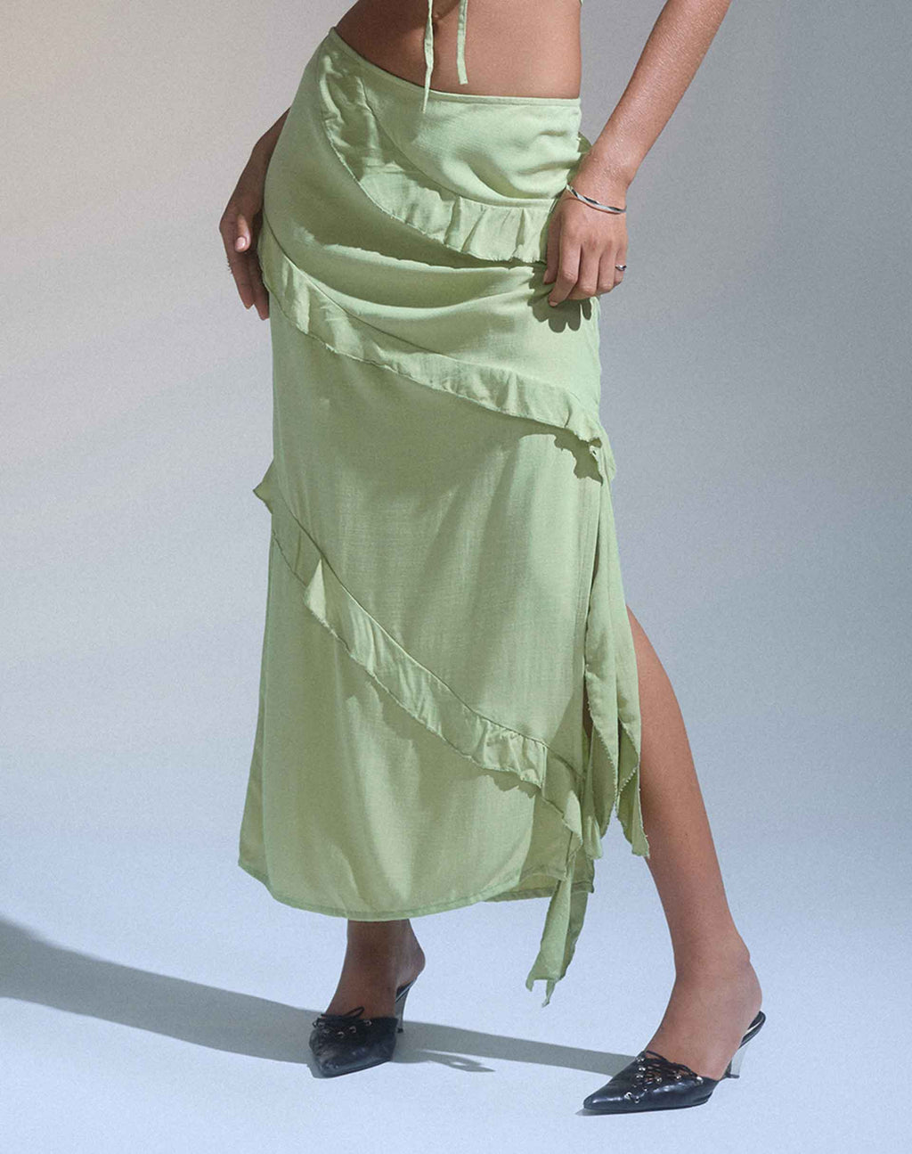 Varena Low Rise Ruffle Maxi Skirt in Mint Sage