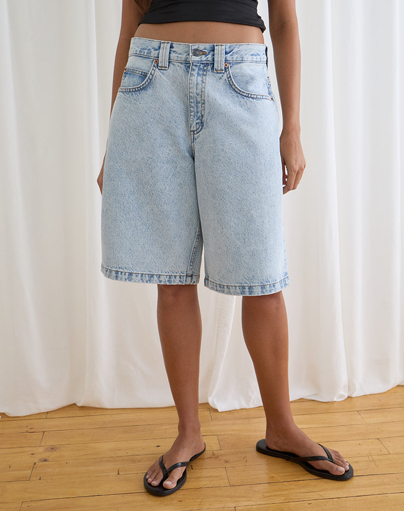 Low Rise Denim Skater Short in 80's Light Wash Blue
