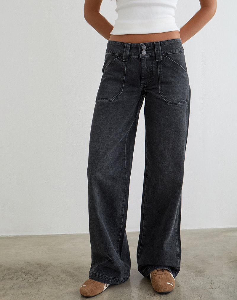 Image of Low Rise Relaxed Cargo Jeans in Vintage Black