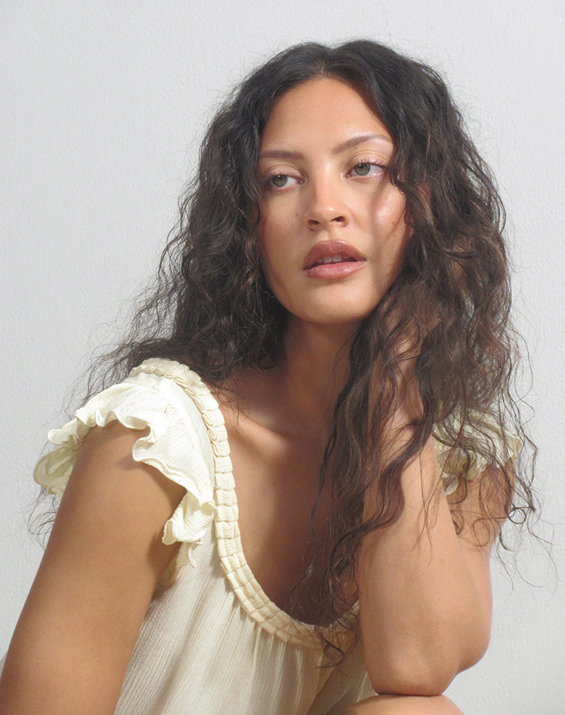 Merisso Scoop Neck Keyhole Top in Crinkle Butter Yellow