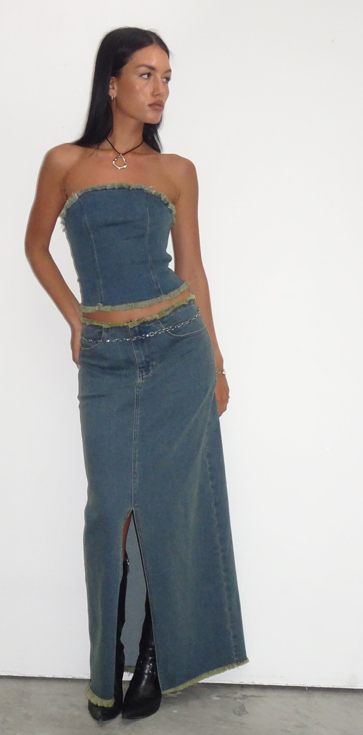 Zenana 90's Vibe Acid Wash Frayed Hem Skirt