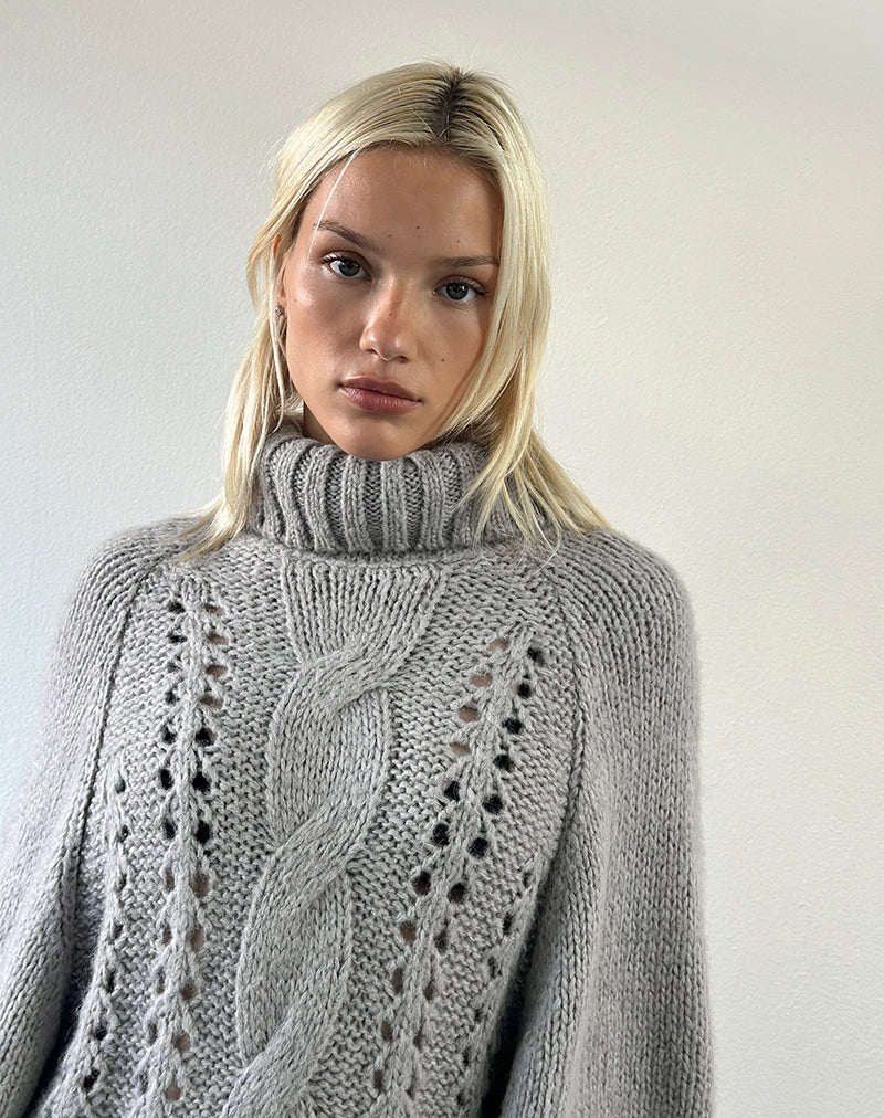Image of Oswin Jumper in Cable Knit Light Grey