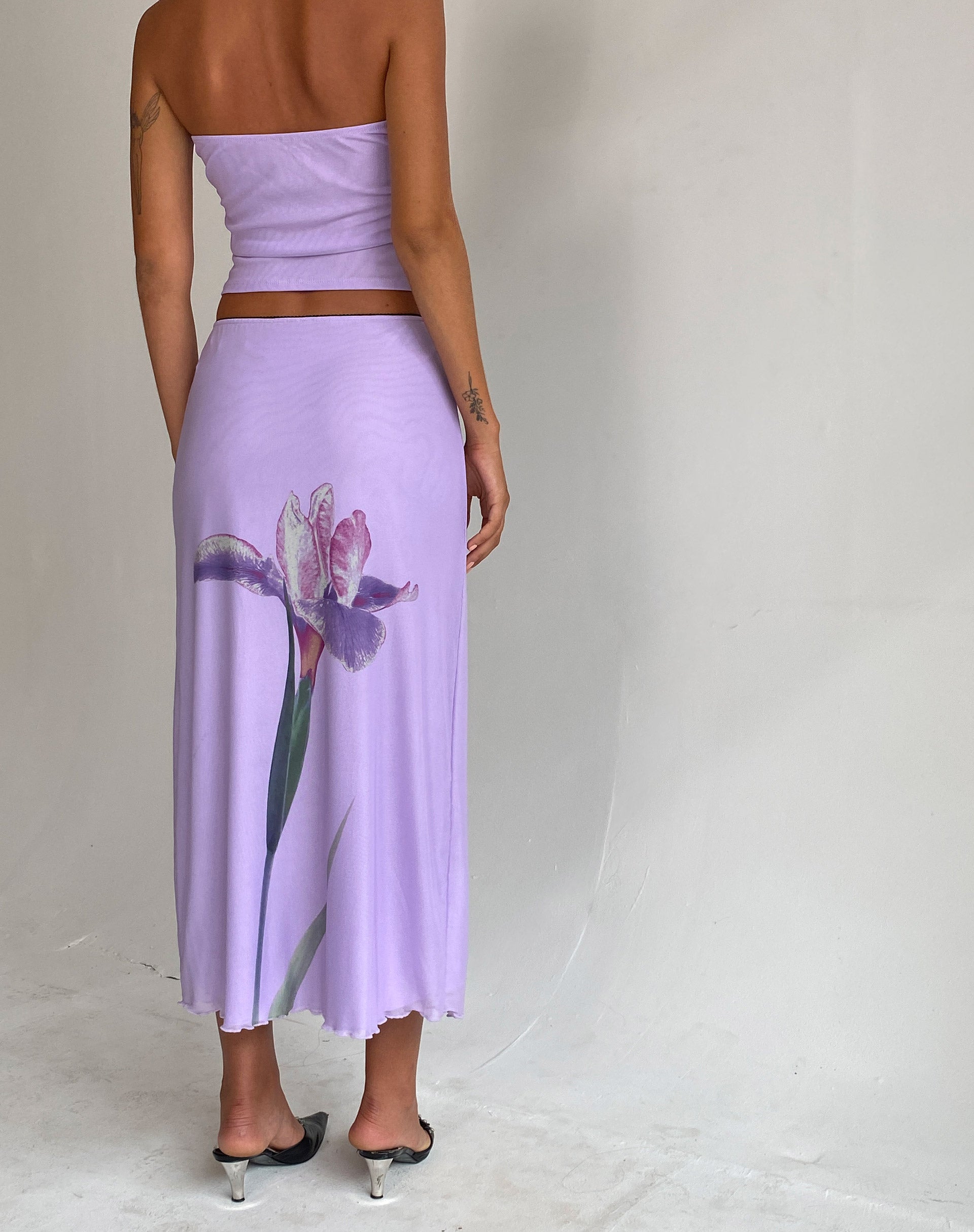 Lilac Flower Placement Midi Skirt Lassie –
