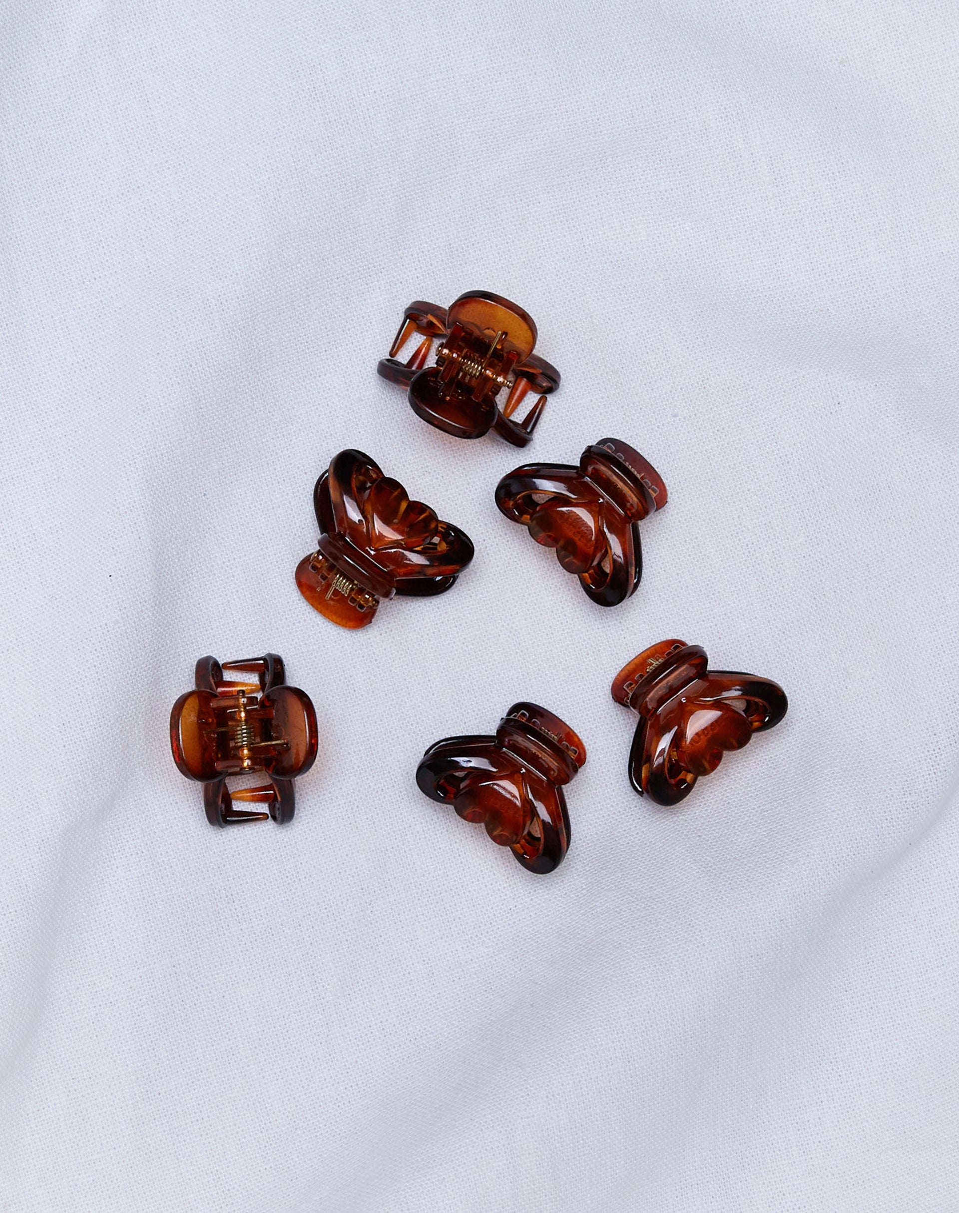 Image of Chanis Mini Hair Claw Set of 6 Pieces in Tortoise
