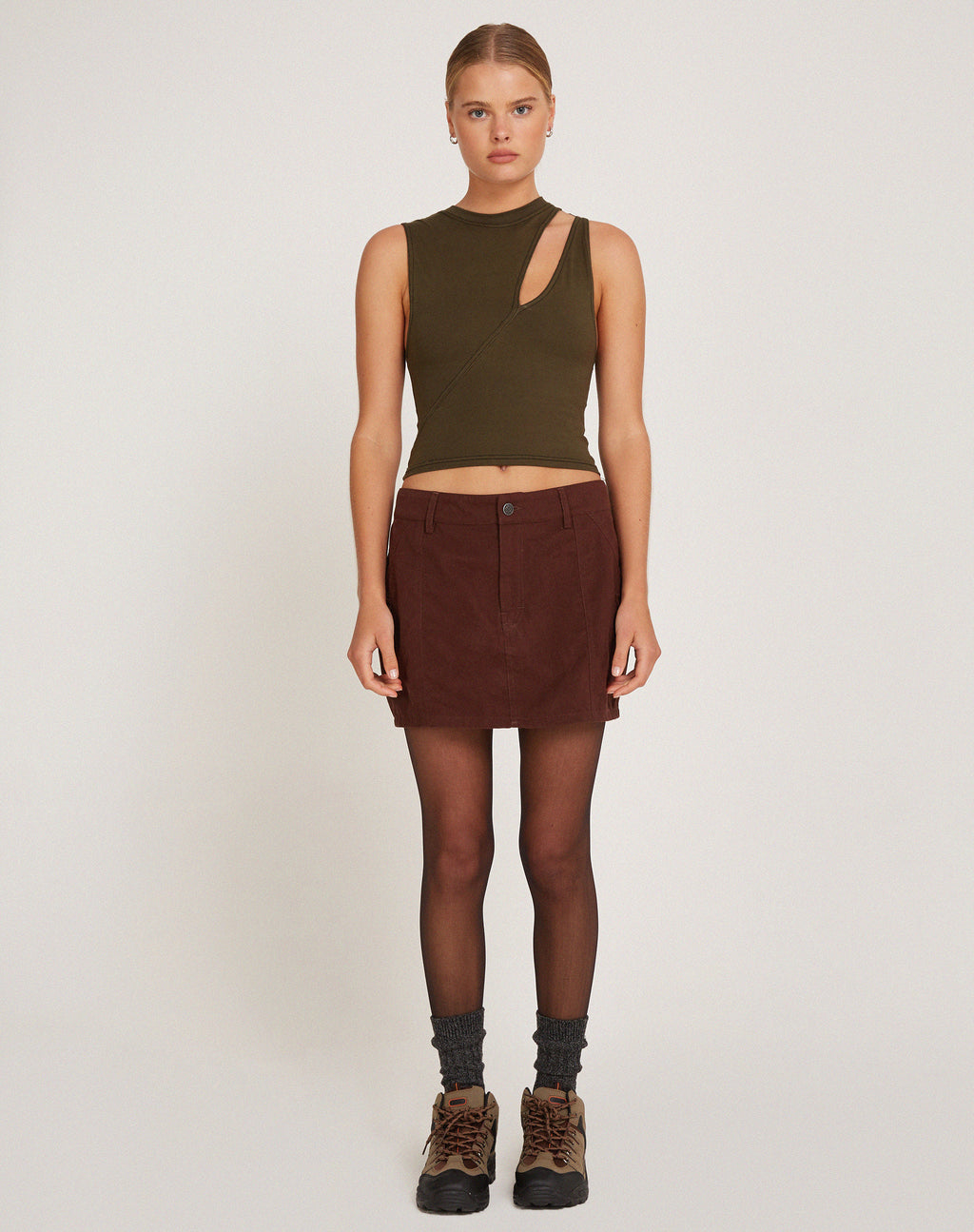 Ajeng Low Rise Cargo Mini Skirt in Seal Brown