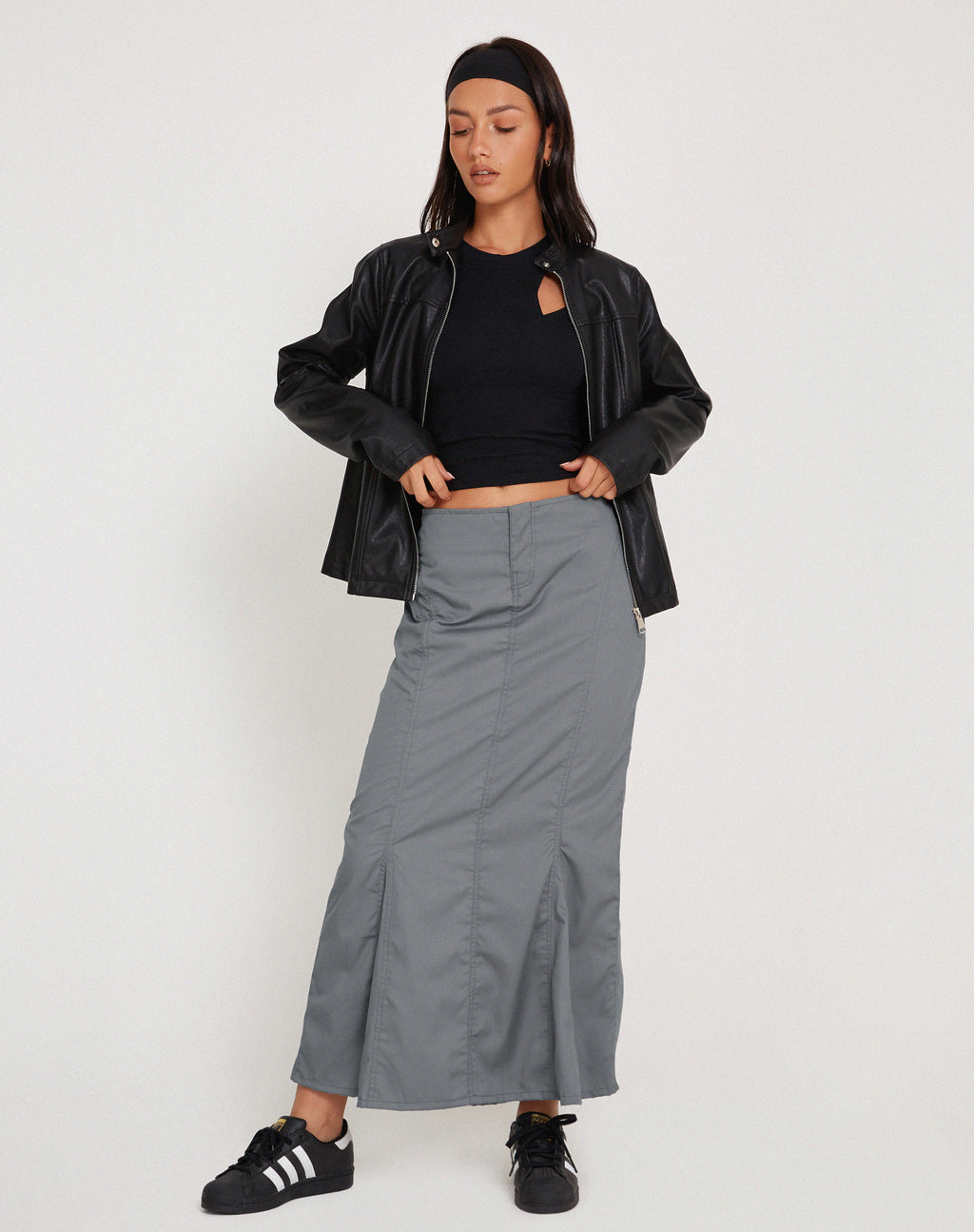 Chaeun Low Rise Midi Cargo Skirt in Grey
