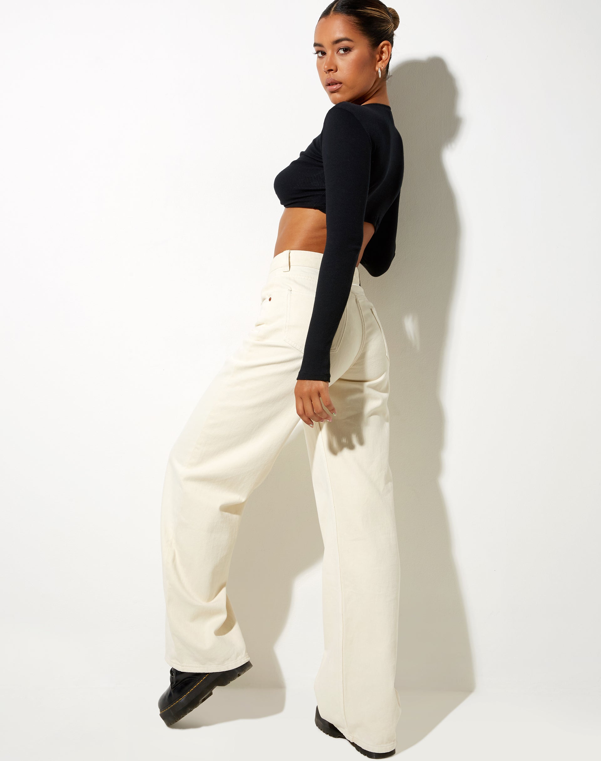 Off white wide leg jeans sale