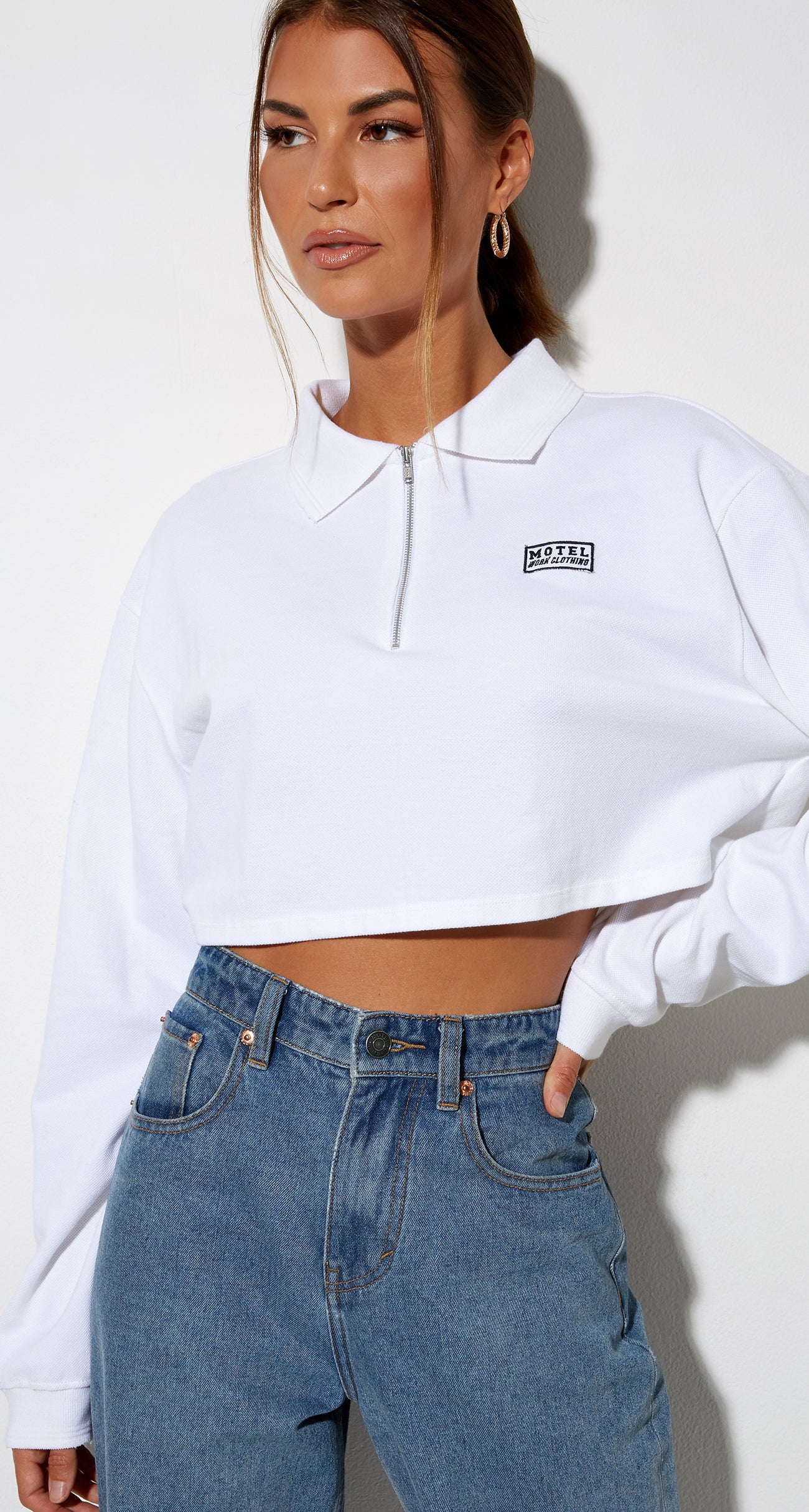 Gandi Crop Top en Negro con Etiqueta Motel Work Clothing