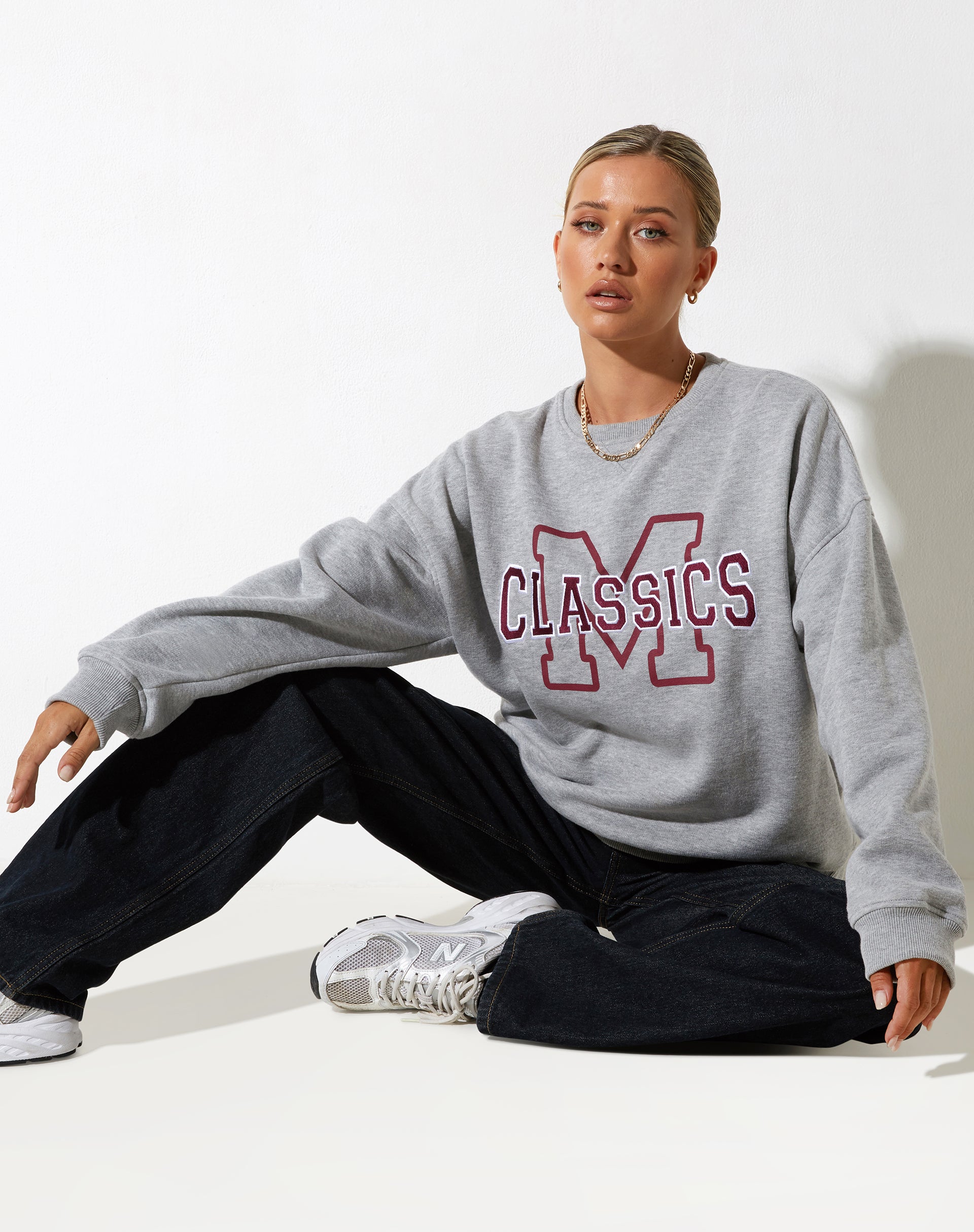 image of Glan Sweatshirt in Grey Marl with "M Classics" Embro