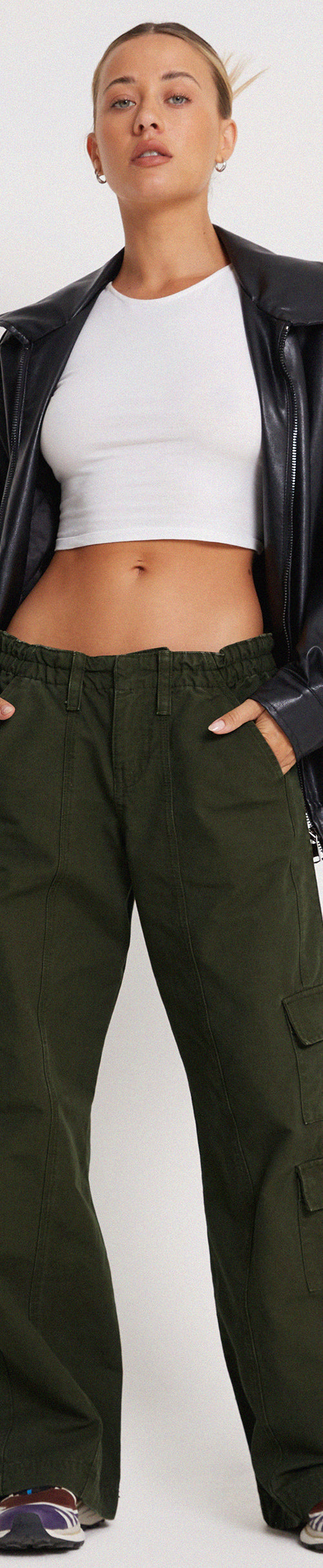 Image of Hansa Cargo Trouser in Dark Olive