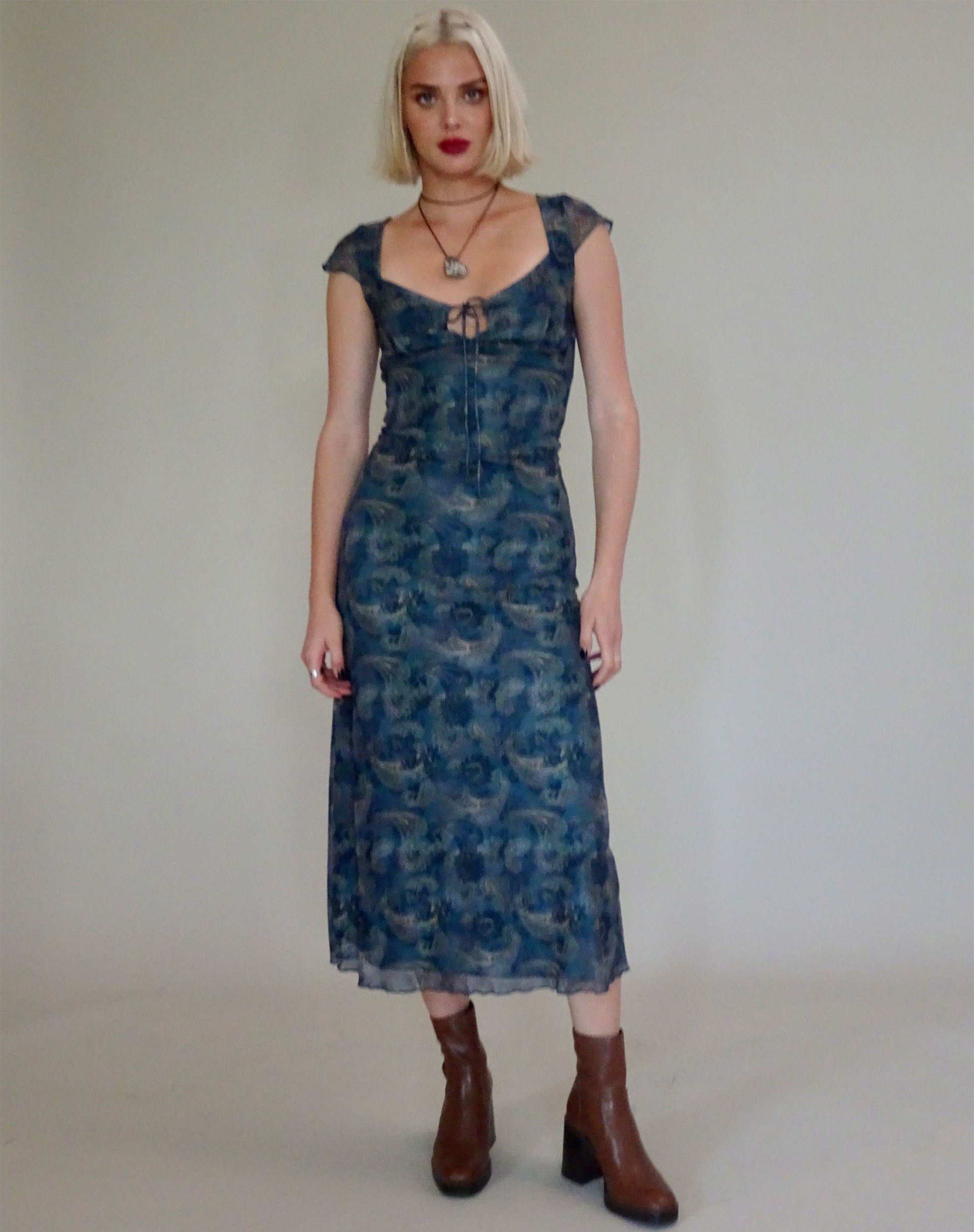 Tonal Blue Paisley Mesh Midi Dress | Lunama motelrocks.com Tonal Blue Paisley Mesh Midi Dress | Lunama motelrocks.com