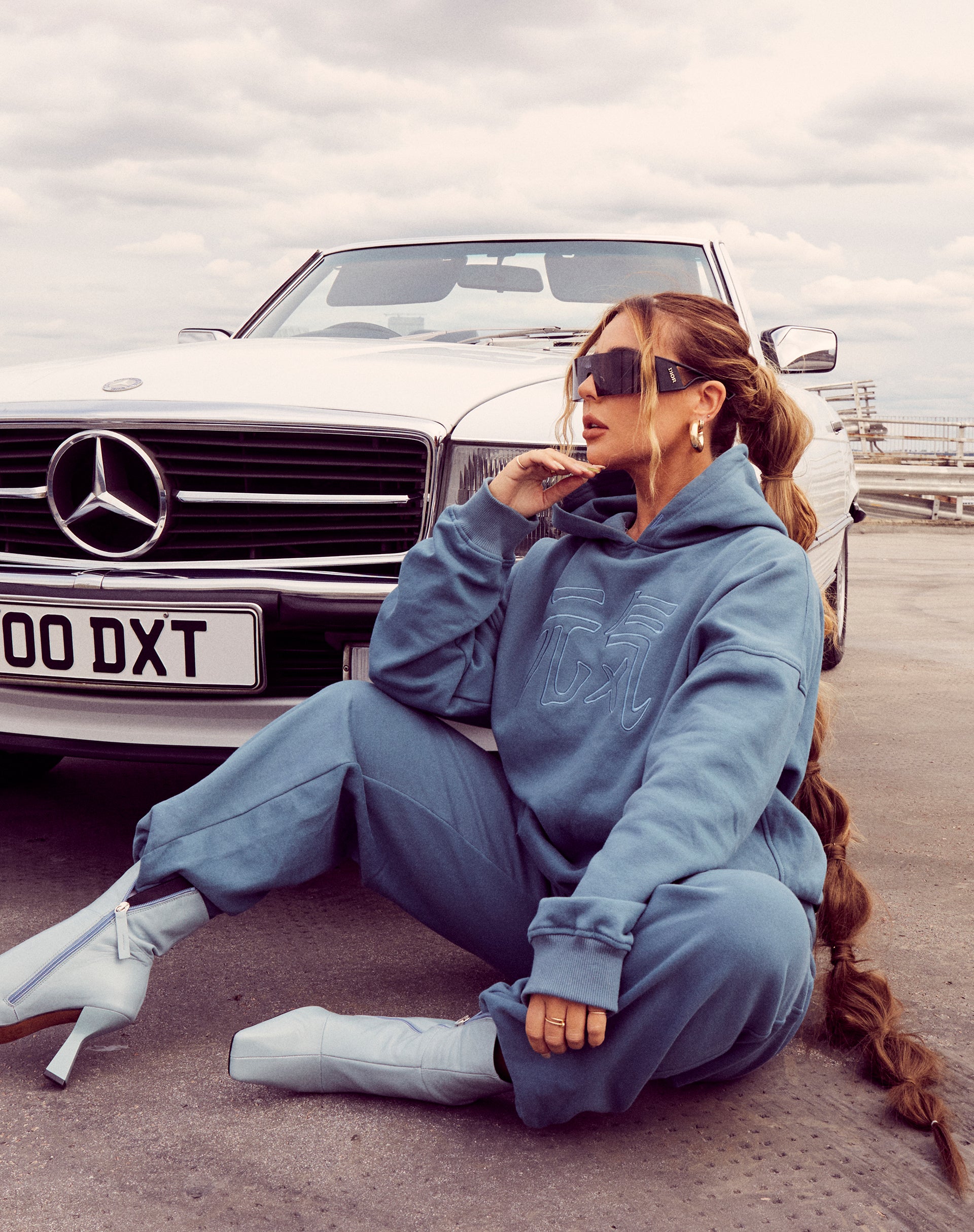 Image of Bungee Hoody in Mineral Blue Japanese Spirit Embro