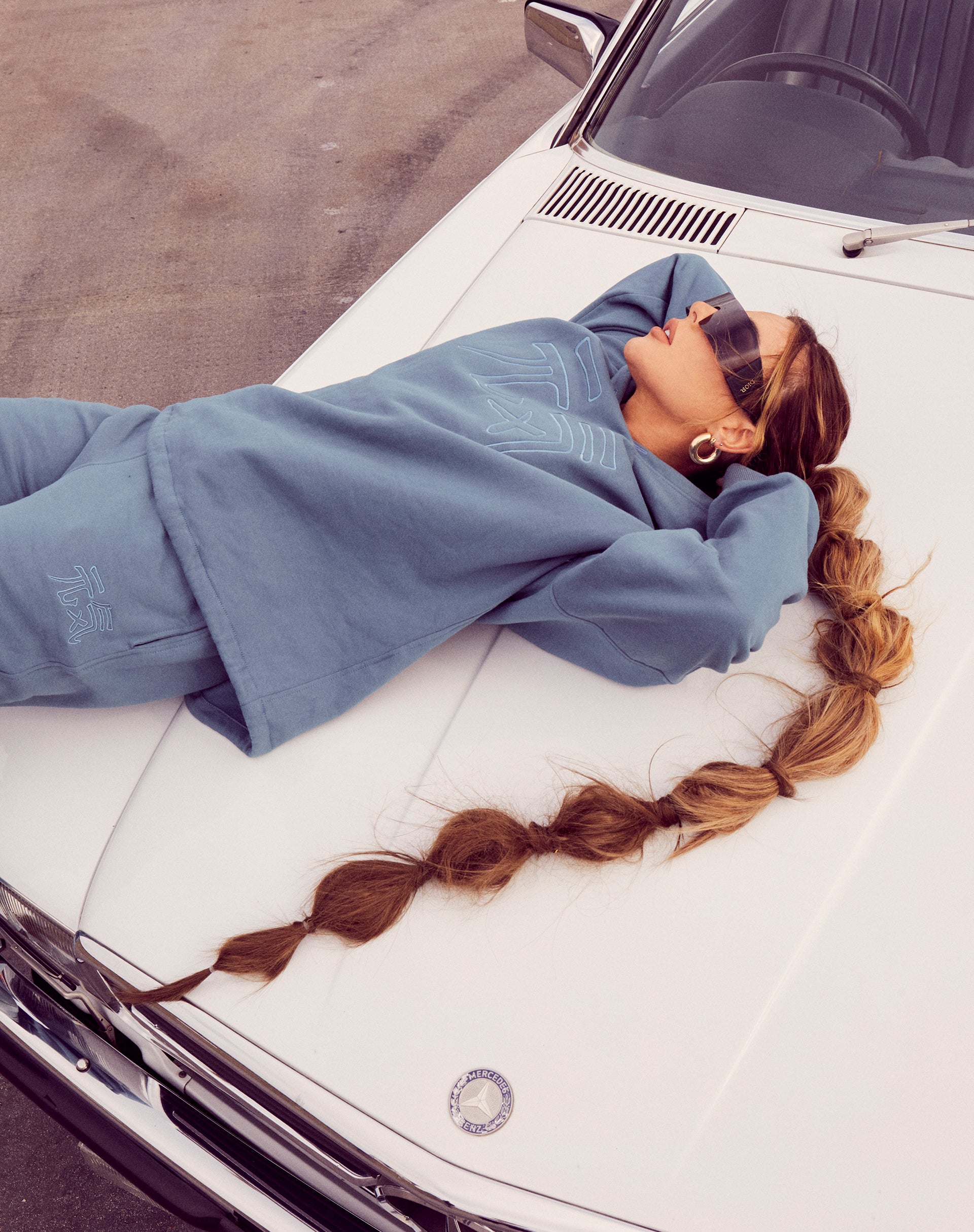 Image of Bungee Hoody in Mineral Blue Japanese Spirit Embro