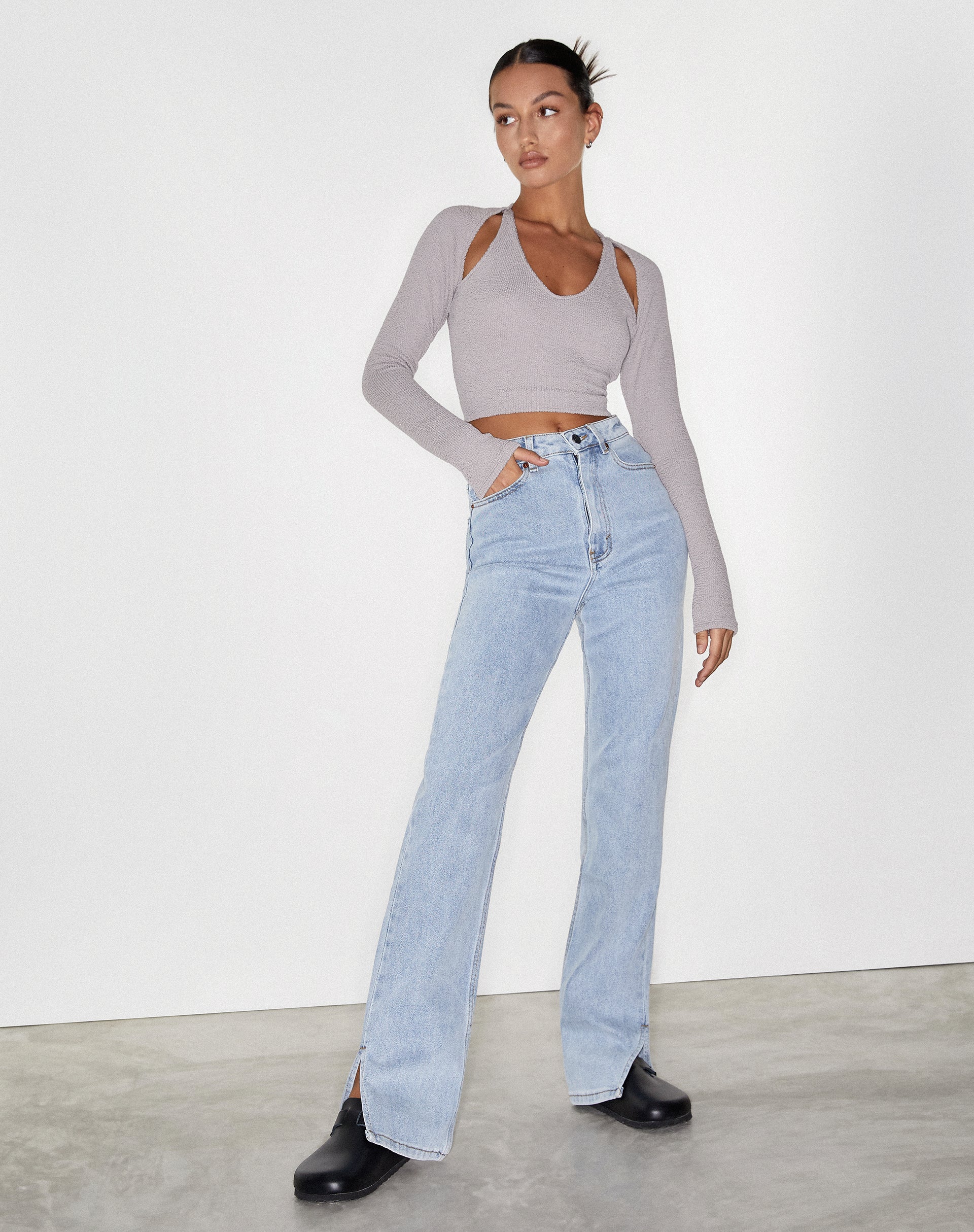 Image of Straight Leg Jeans in Light Wash Blue