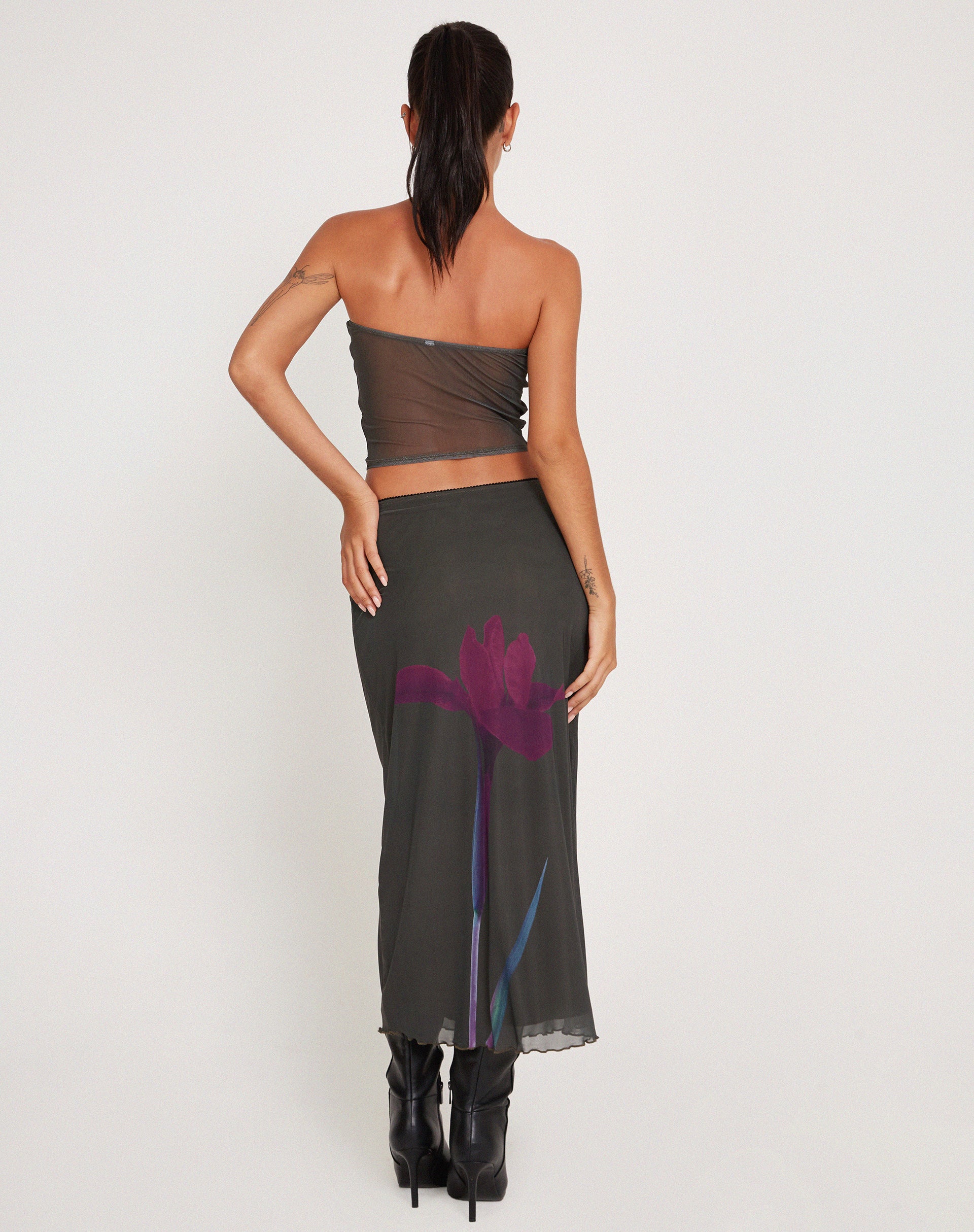 Green maxi skirt flowers hotsell