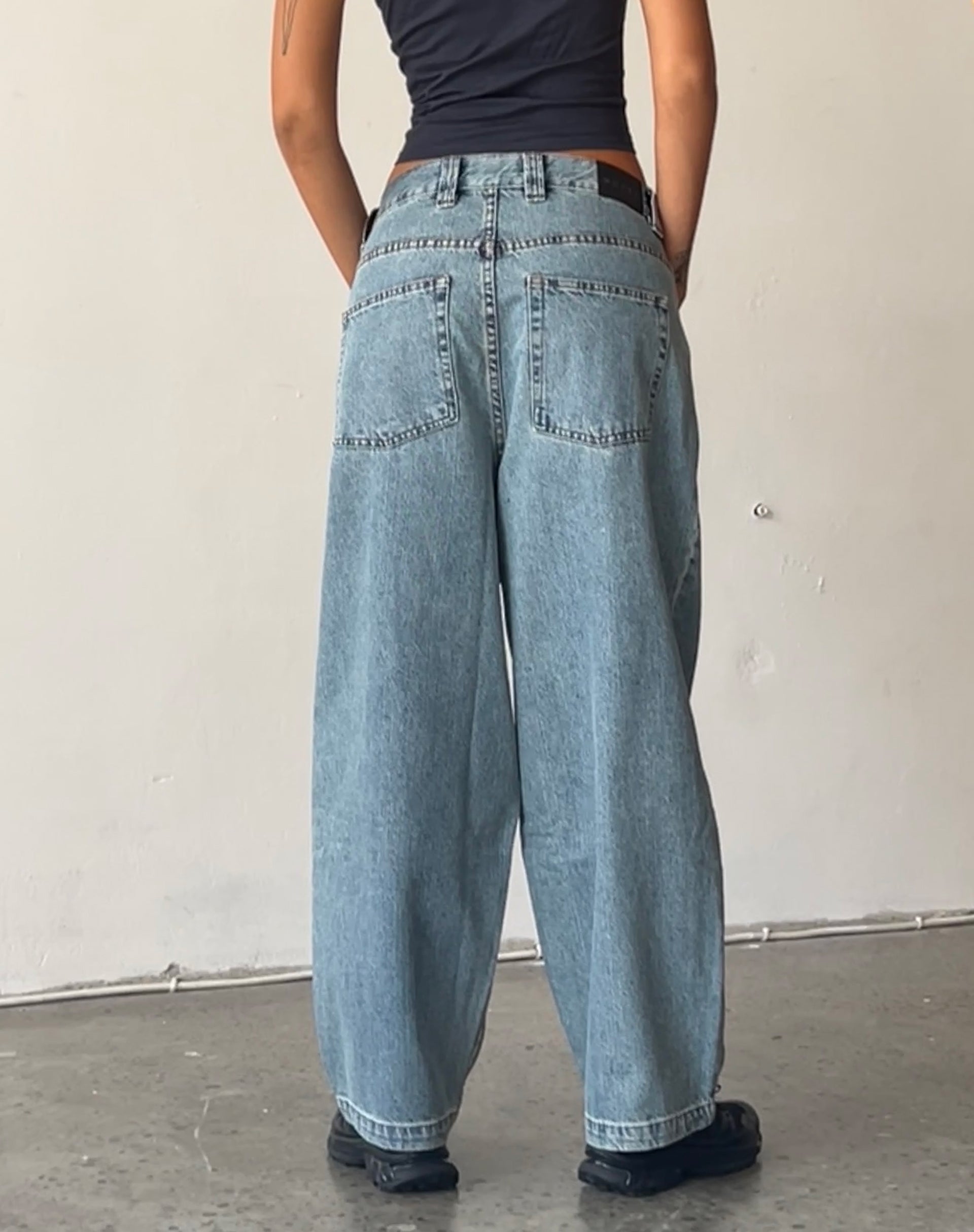 Image of Skater Low Rise Jean in Vintage Light Wash