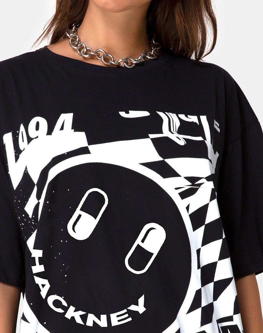 Image of Sunny Kiss Tee in Black with White Dream Scape