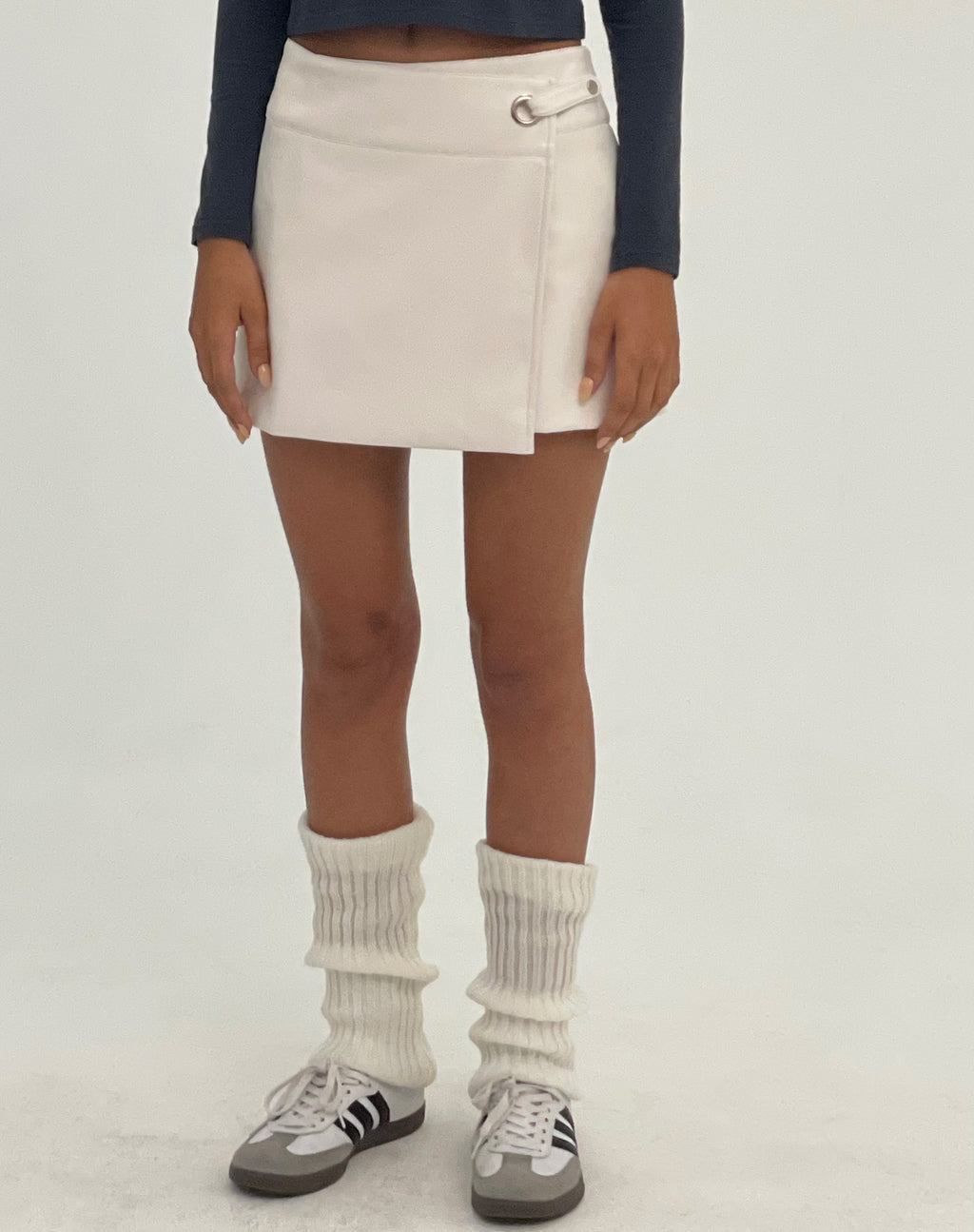MOTEL X JACQUIE Rolo Mini Skirt in PU Off White