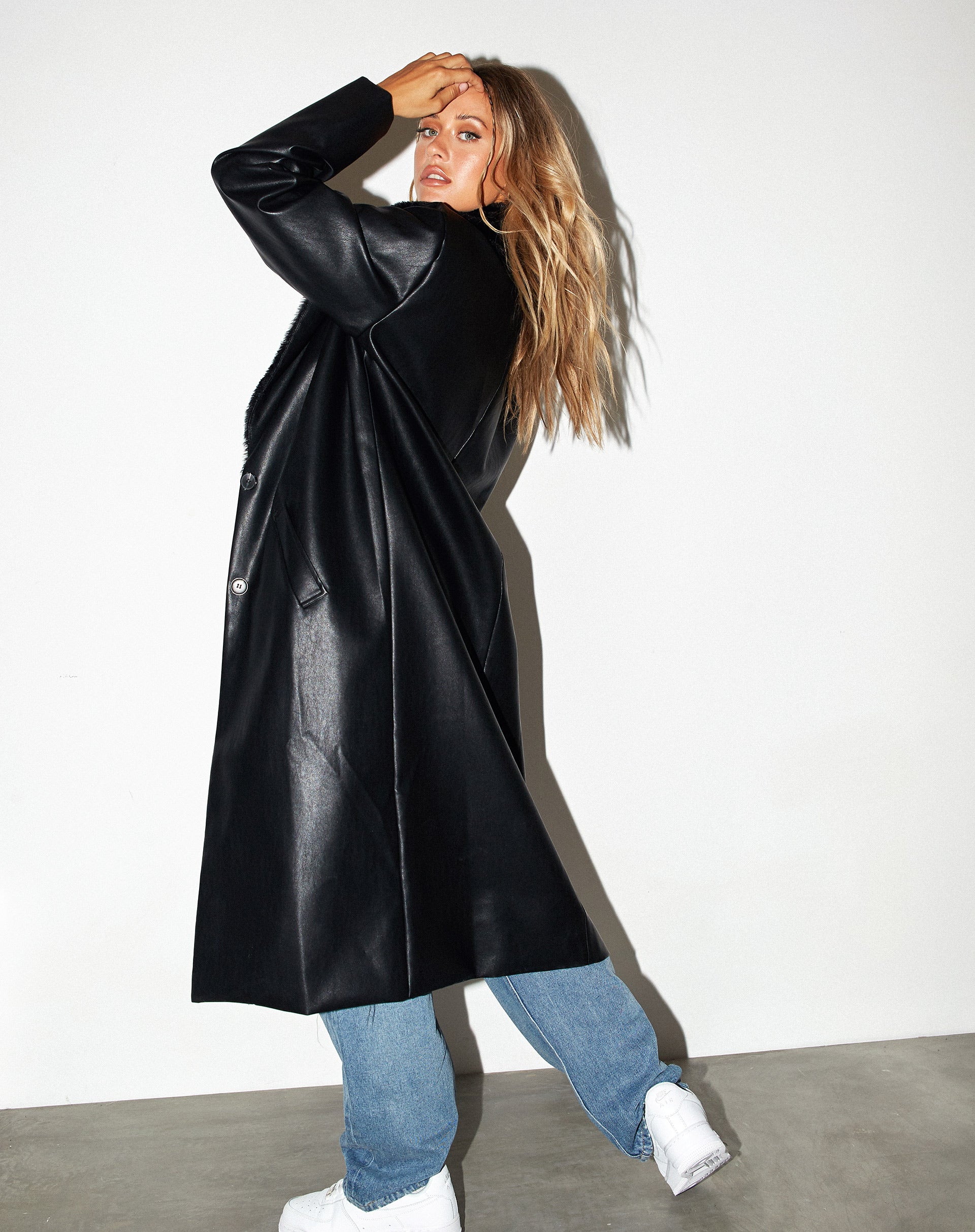 Image of Weaver Longline Coat in Pu Black