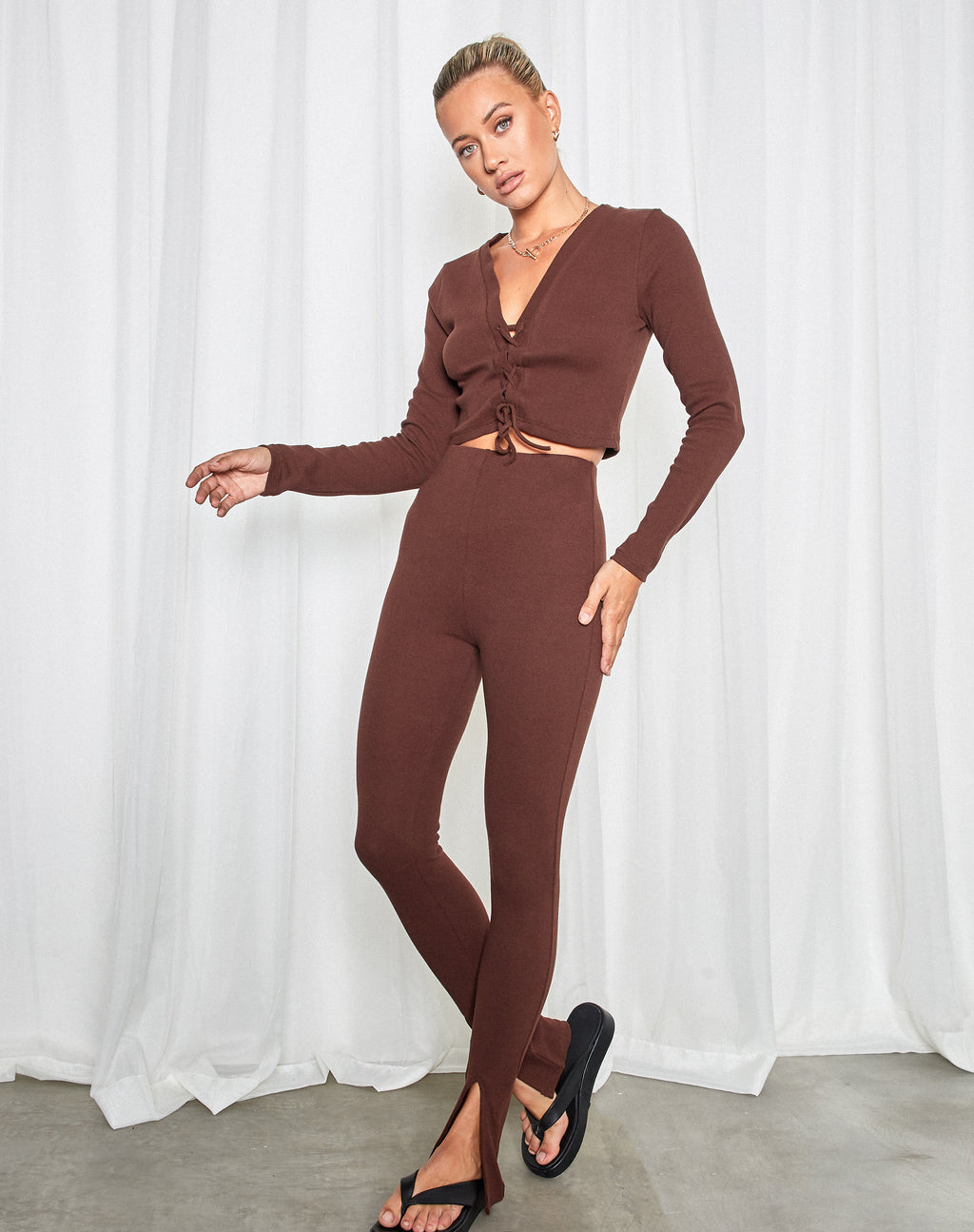 Xaya Trouser in Brown
