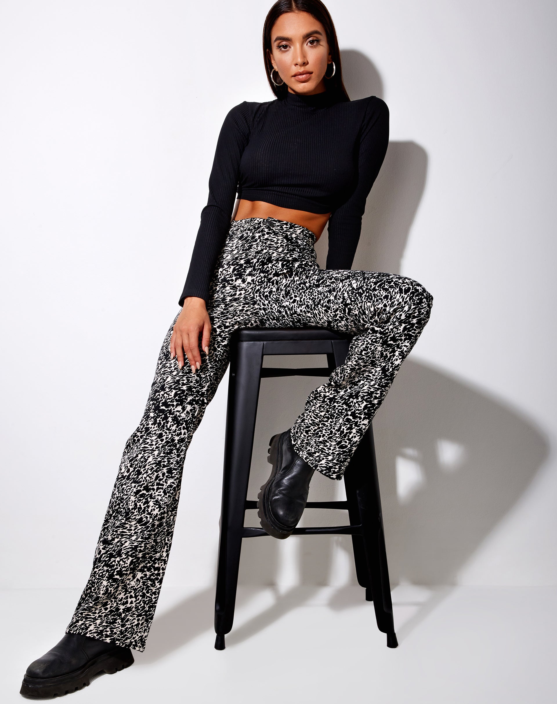 Image of Zoven Trouser in Abstract Animal