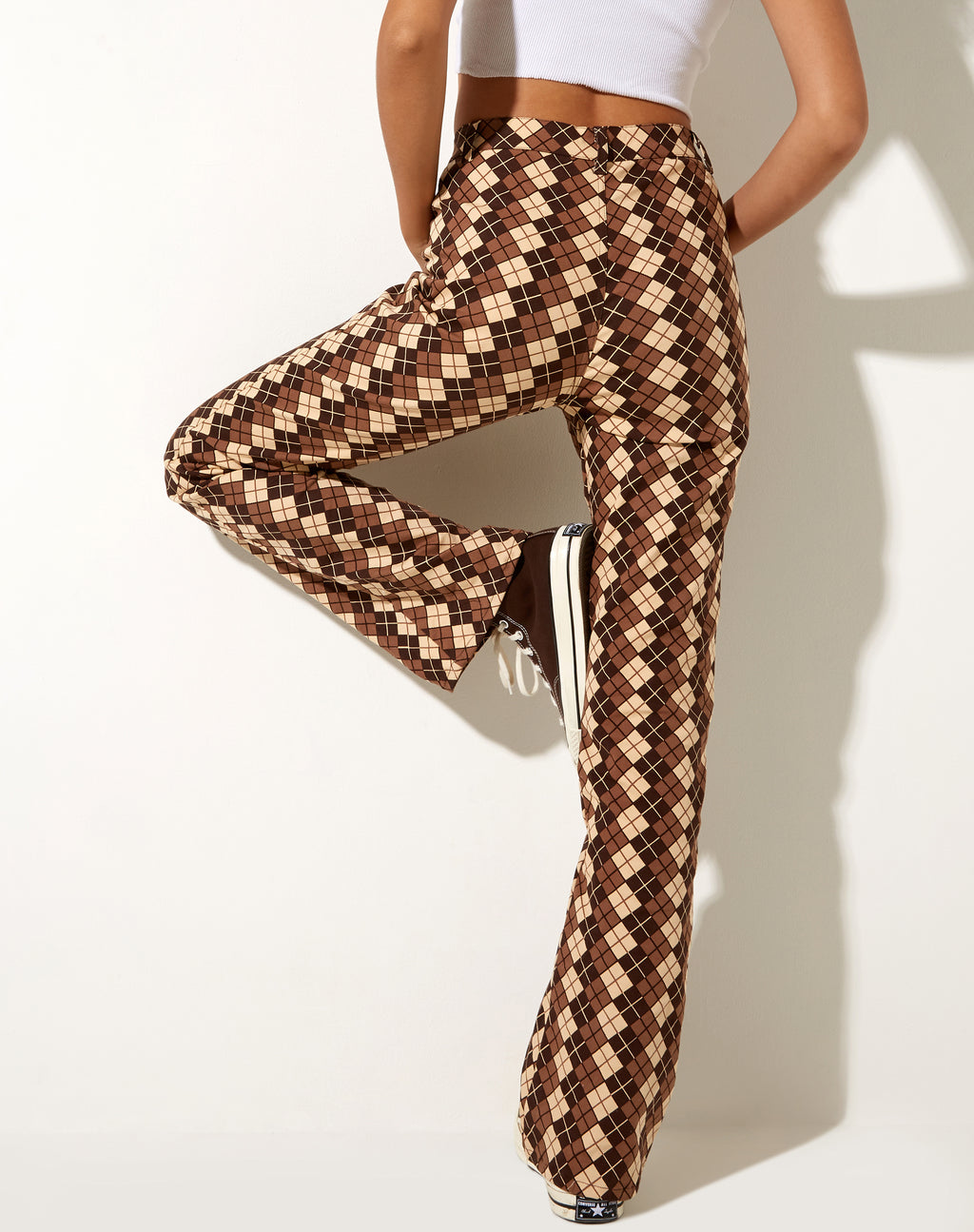 Zoven Flare Trouser in Argyle Brown